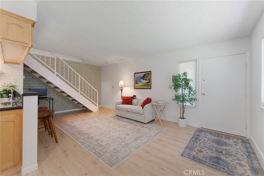 978 W Calle Del Sol 2