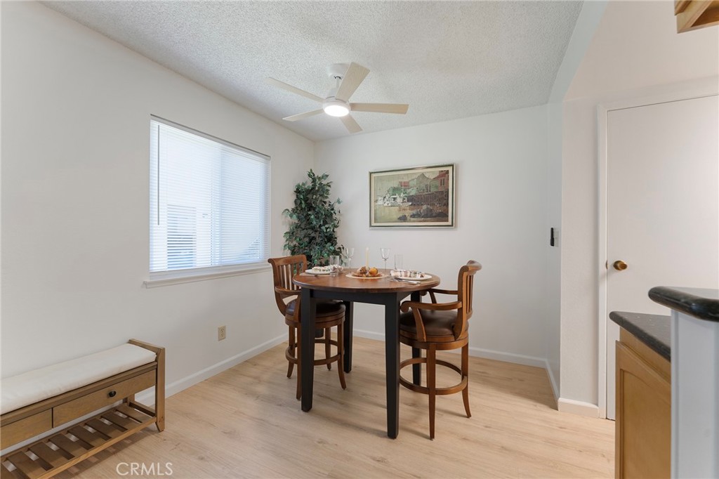 978 W Calle Del Sol 2