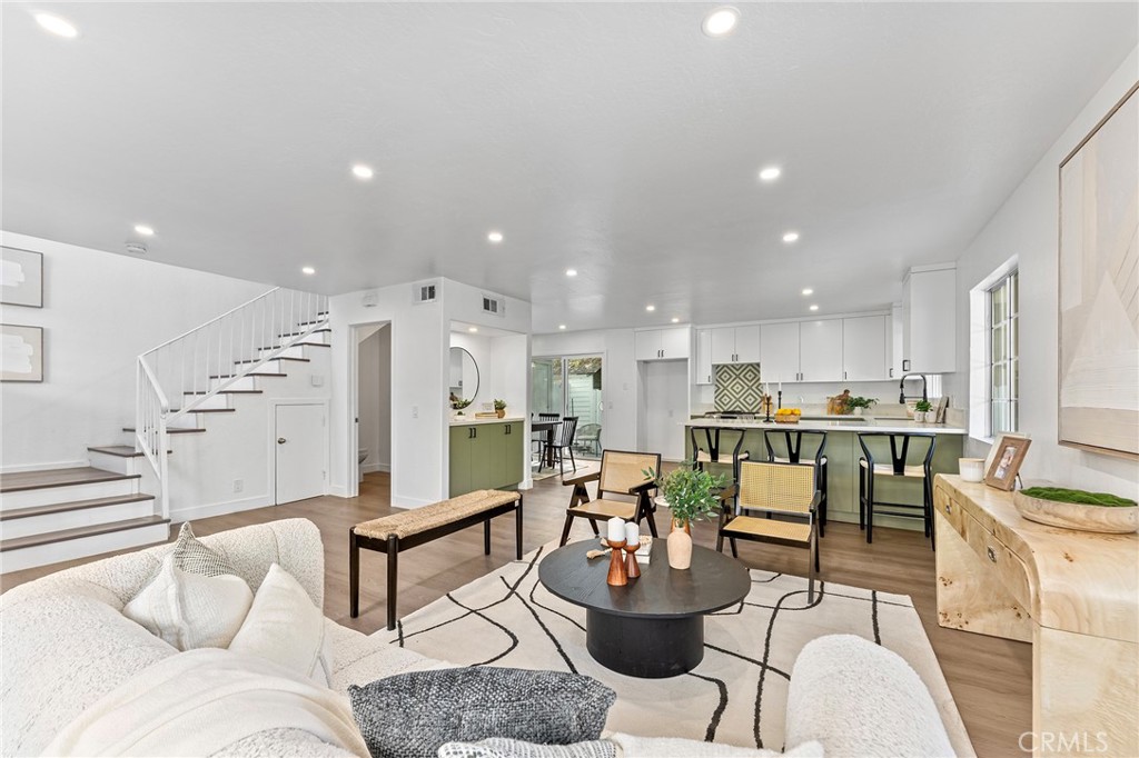 619 N Wilson Avenue B