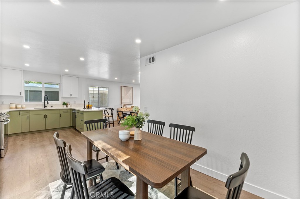 619 N Wilson Avenue B