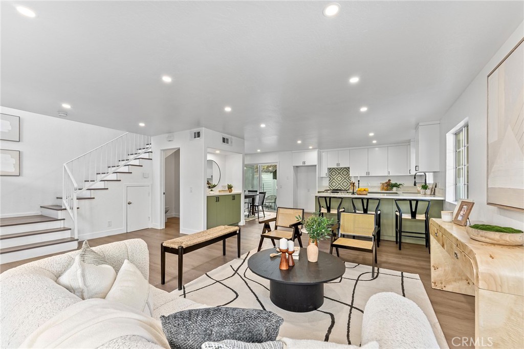 619 N Wilson Avenue B