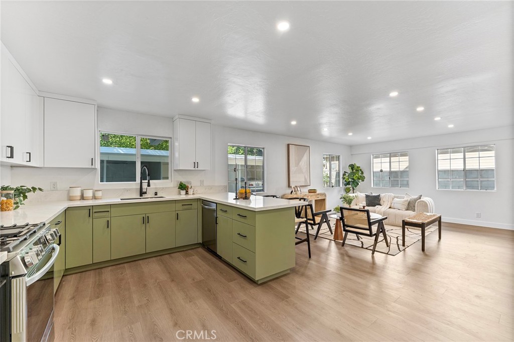 619 N Wilson Avenue B