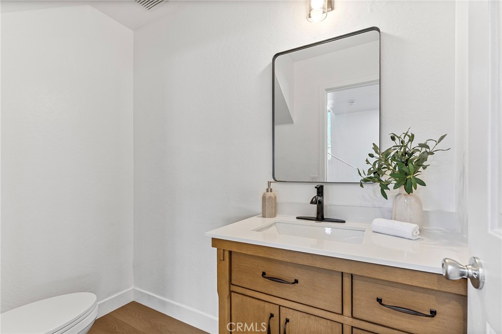 619 N Wilson Avenue B