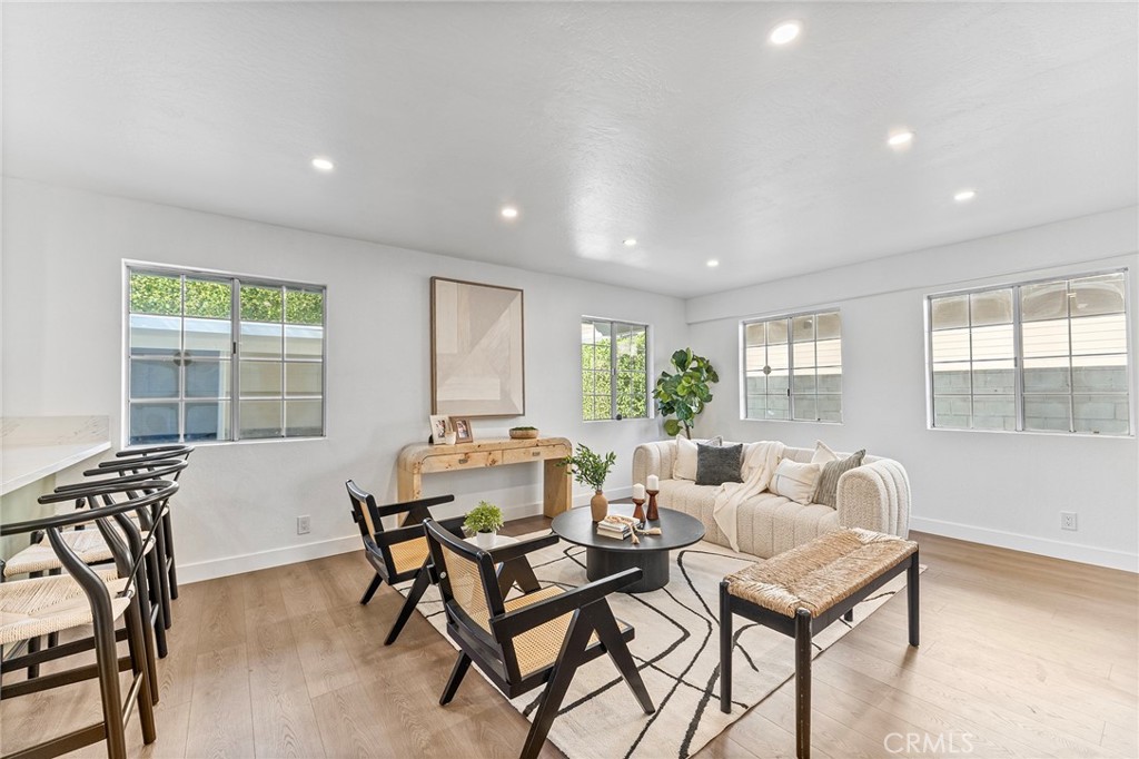 619 N Wilson Avenue B