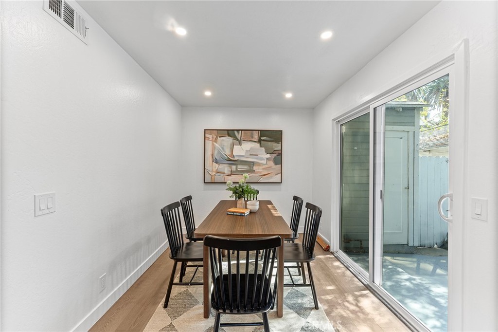 619 N Wilson Avenue B