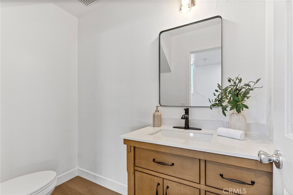 619 N Wilson Avenue B