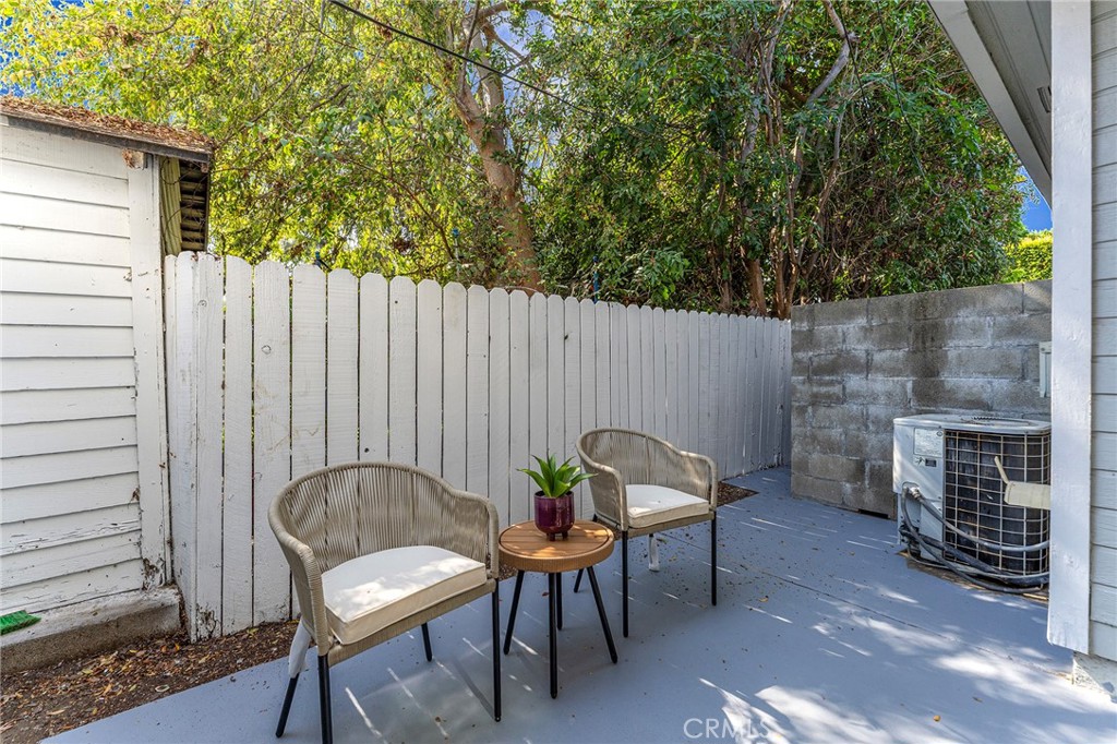 619 N Wilson Avenue B