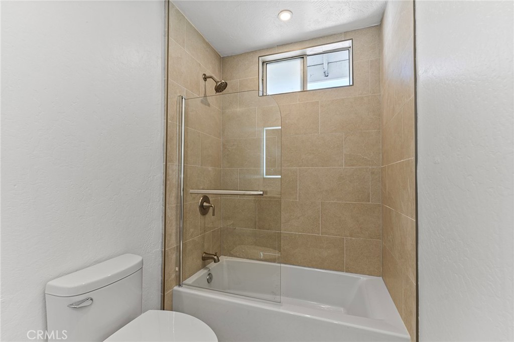 619 N Wilson Avenue A