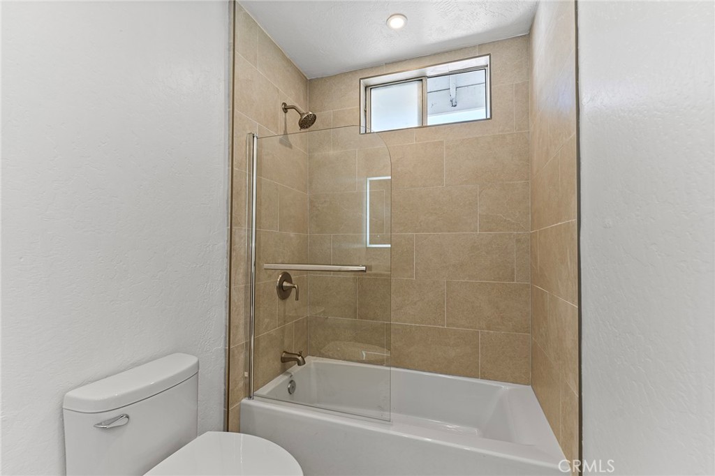 619 N Wilson Avenue A