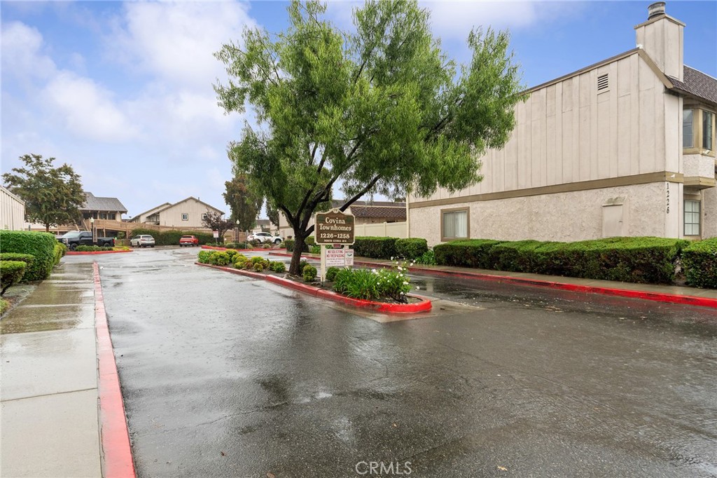 1234 N Citrus Avenue 2