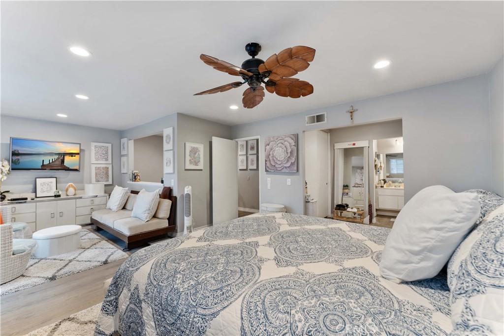 1234 N Citrus Avenue 2