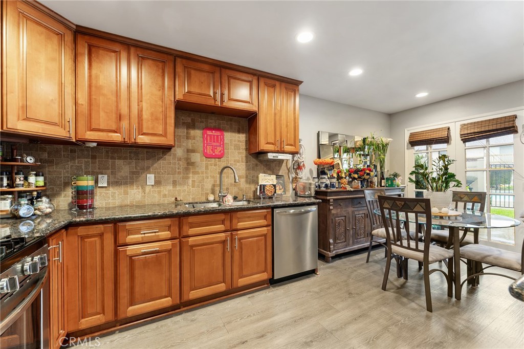 1234 N Citrus Avenue 2