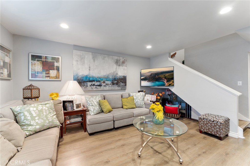 1234 N Citrus Avenue 2