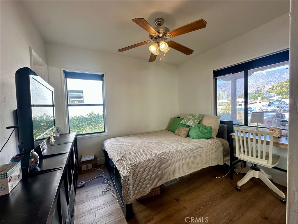 206 W Mountain View Avenue