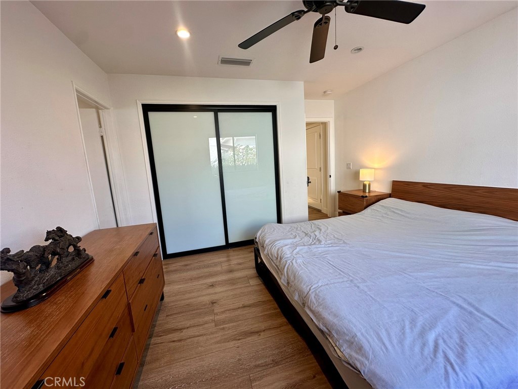 206 W Mountain View Avenue