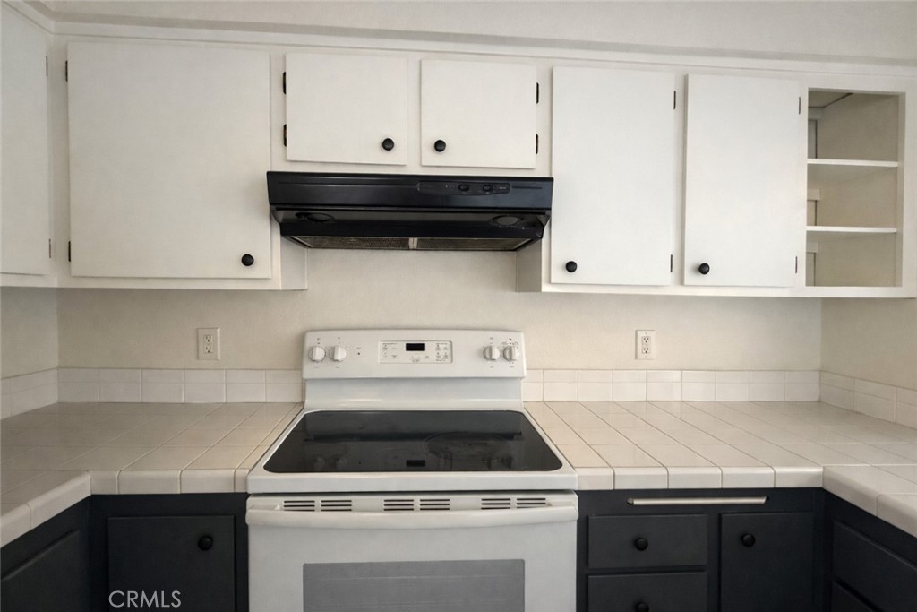 8009 Caminito De Pizza A