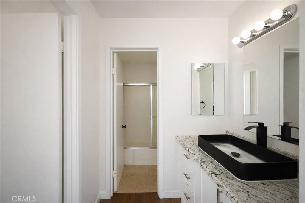 8009 Caminito De Pizza A