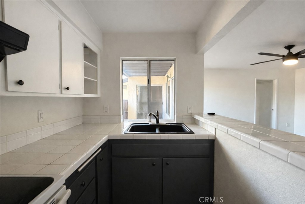 8009 Caminito De Pizza A