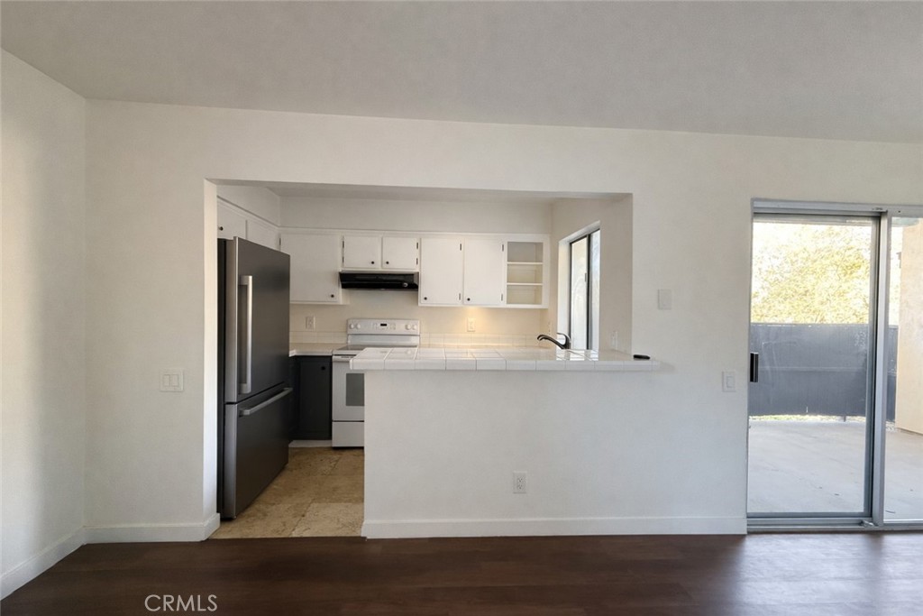 8009 Caminito De Pizza A