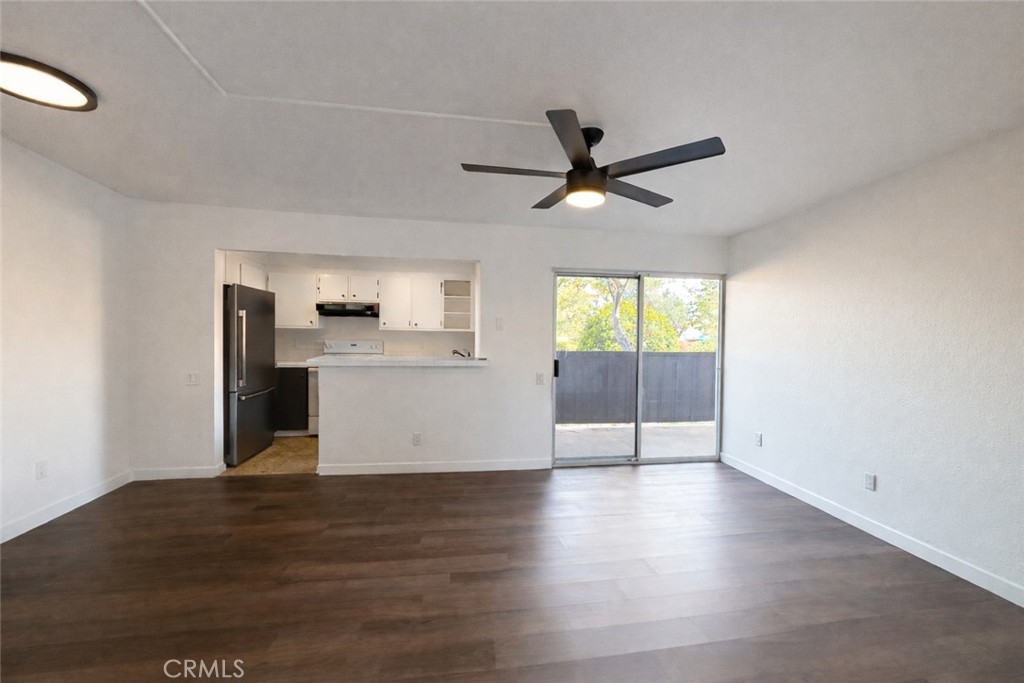 8009 Caminito De Pizza A