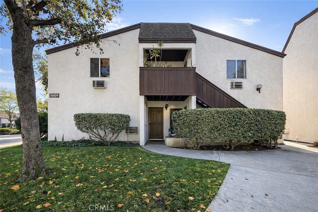 8009 Caminito De Pizza A