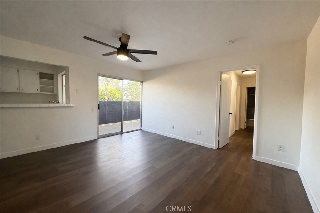 8009 Caminito De Pizza A