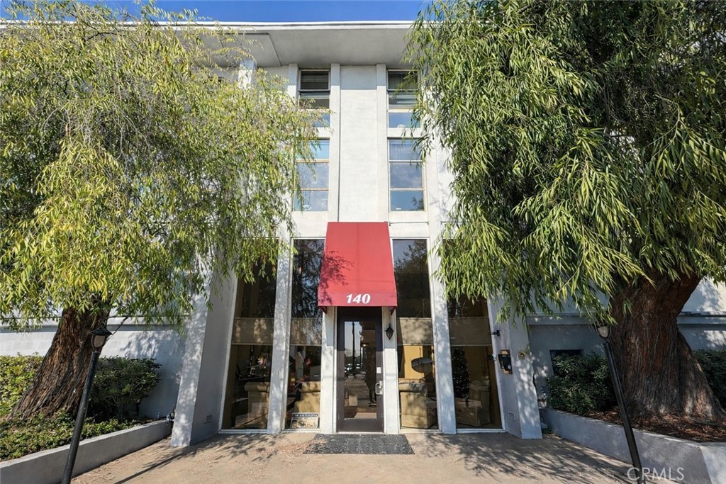 140 Walnut Avenue 4B
