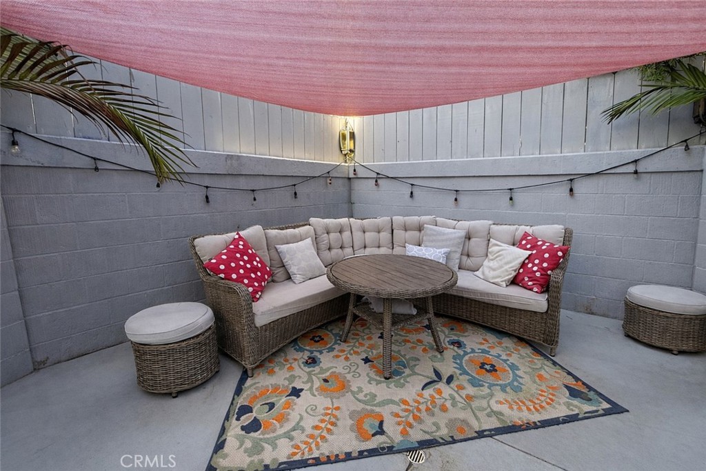 140 Walnut Avenue 4B