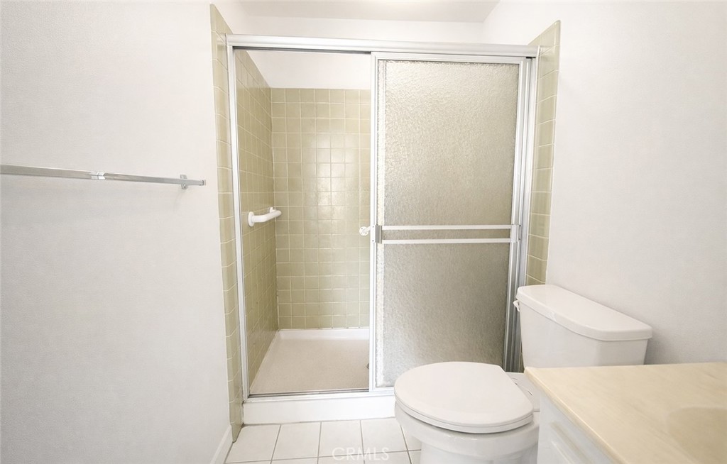 140 Walnut Avenue 4B