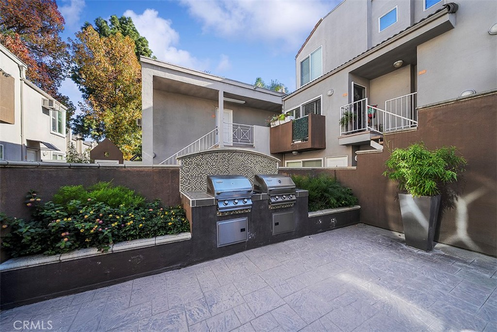 355 N Maple Street 245