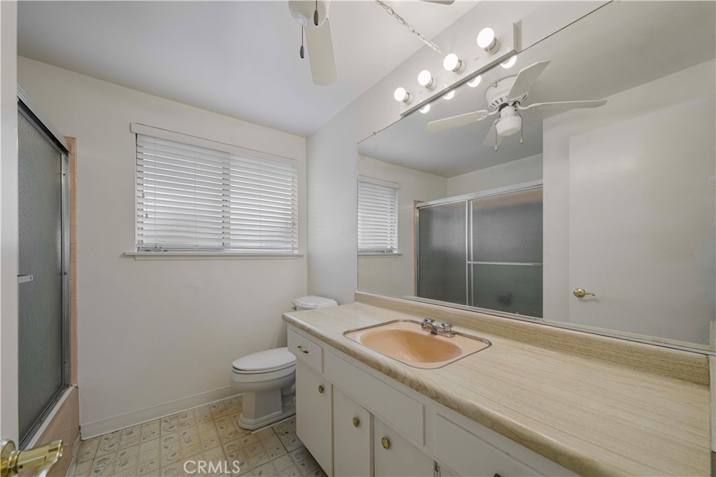 645 S Eastbury Avenue