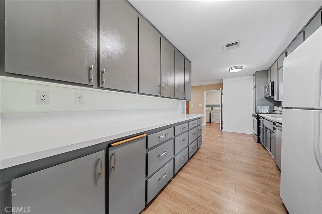 2366 8th Street