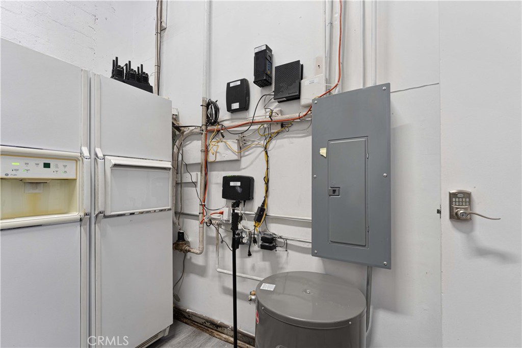 6265 Van Nuys Boulevard