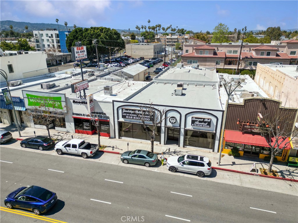 6265 Van Nuys Boulevard