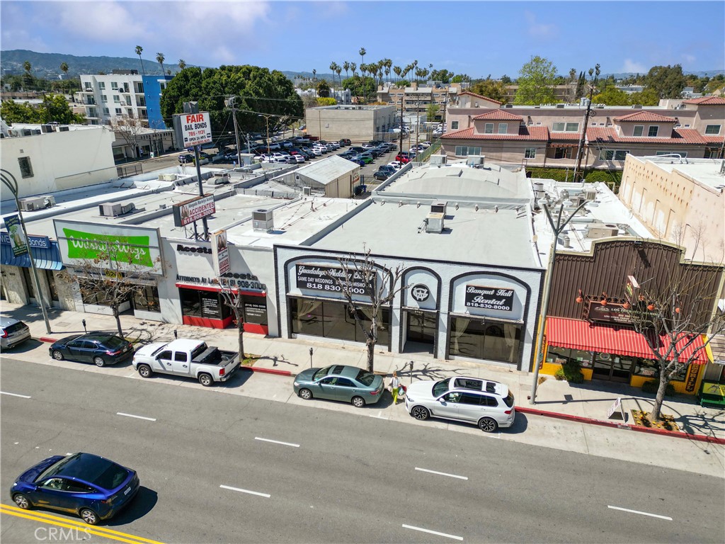 6265 Van Nuys Boulevard