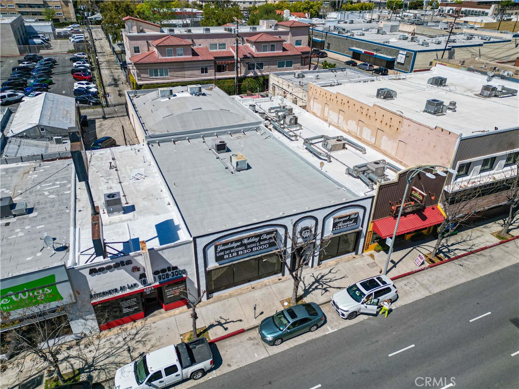 6265 Van Nuys Boulevard