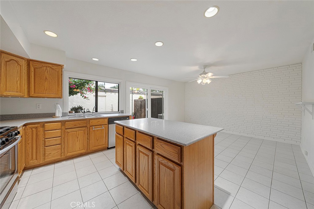 650 Cottonwood Lane