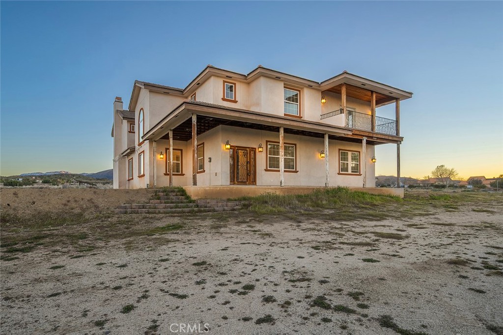 5040 E Avenue T 8