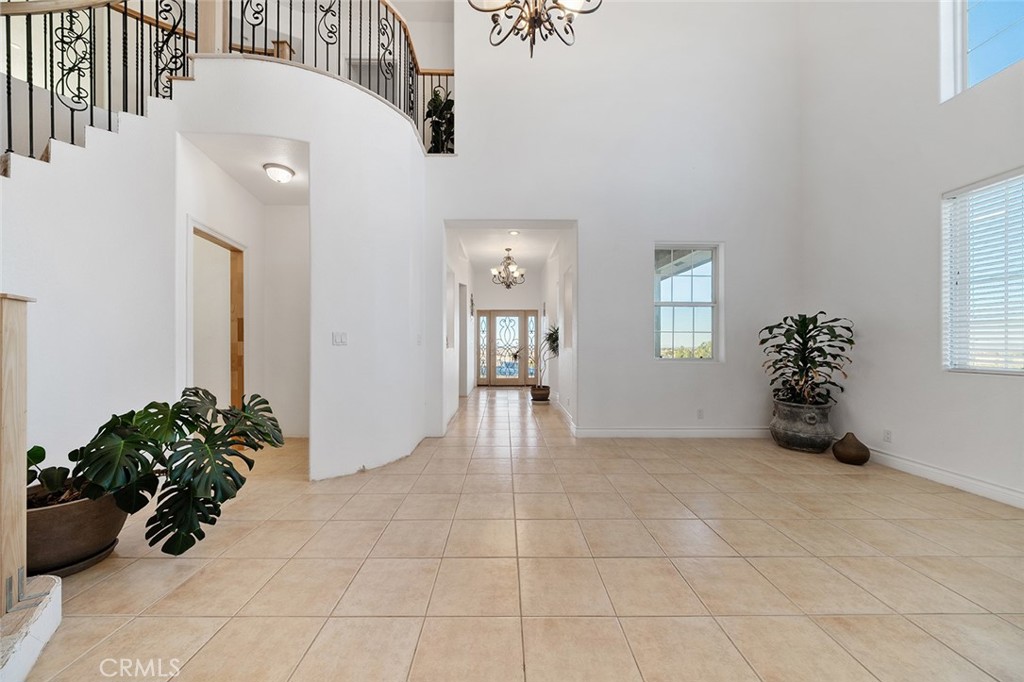 5040 E Avenue T 8