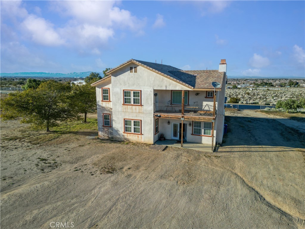 5040 E Avenue T 8