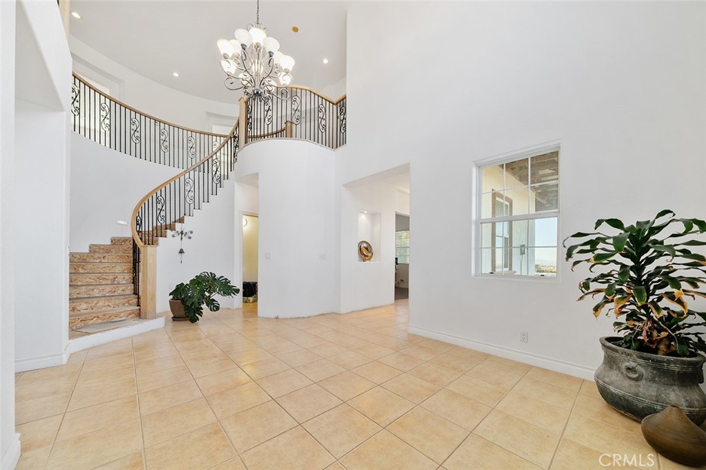 5040 E Avenue T 8
