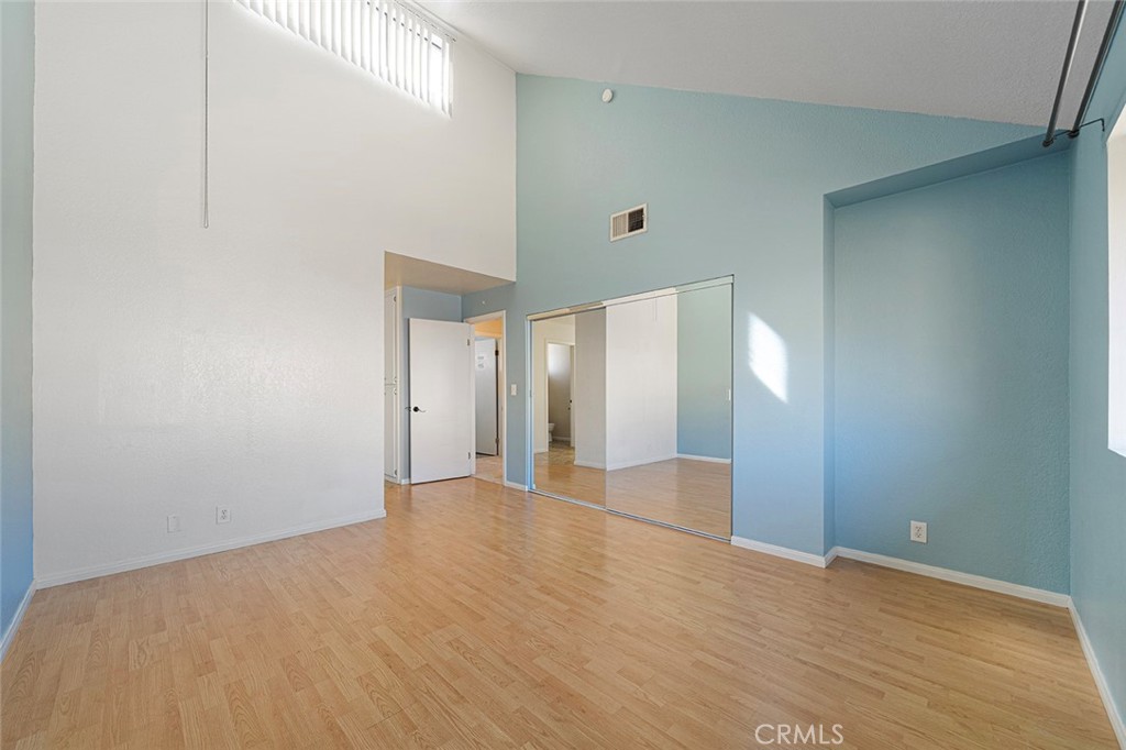 1991 Central Avenue 2