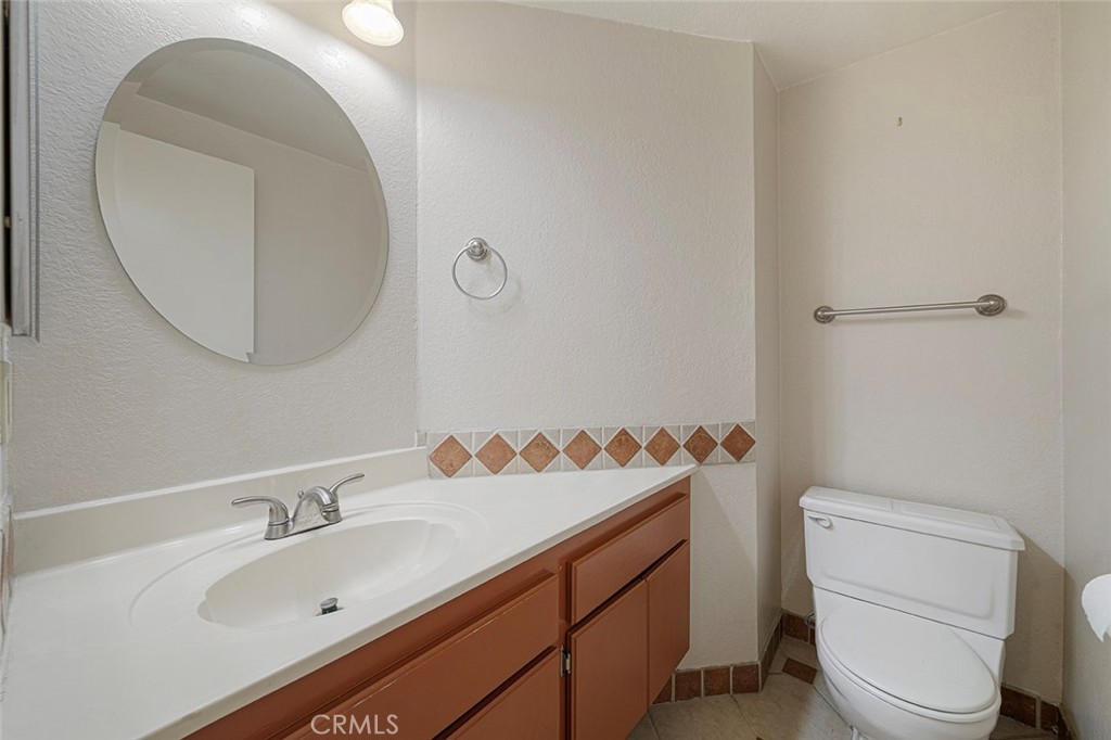 1991 Central Avenue 2