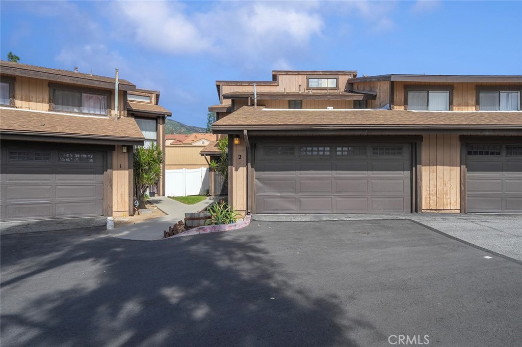 1991 Central Avenue 2