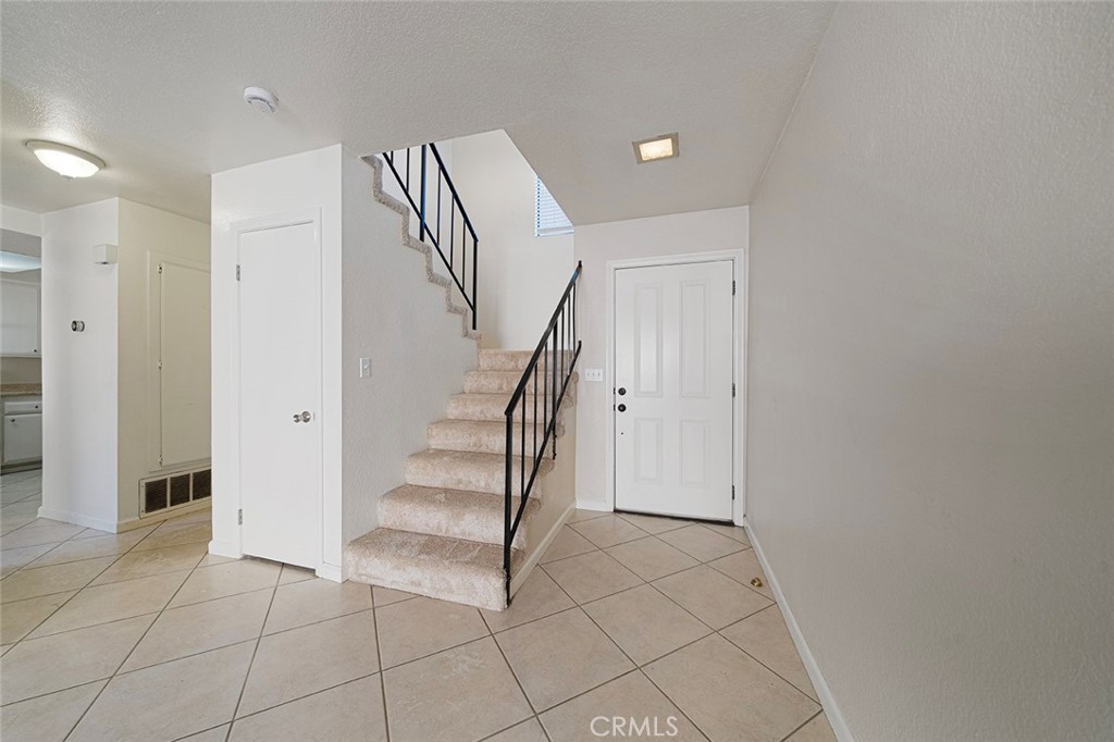 1991 Central Avenue 2