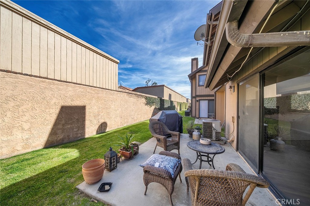 1991 Central Avenue 2