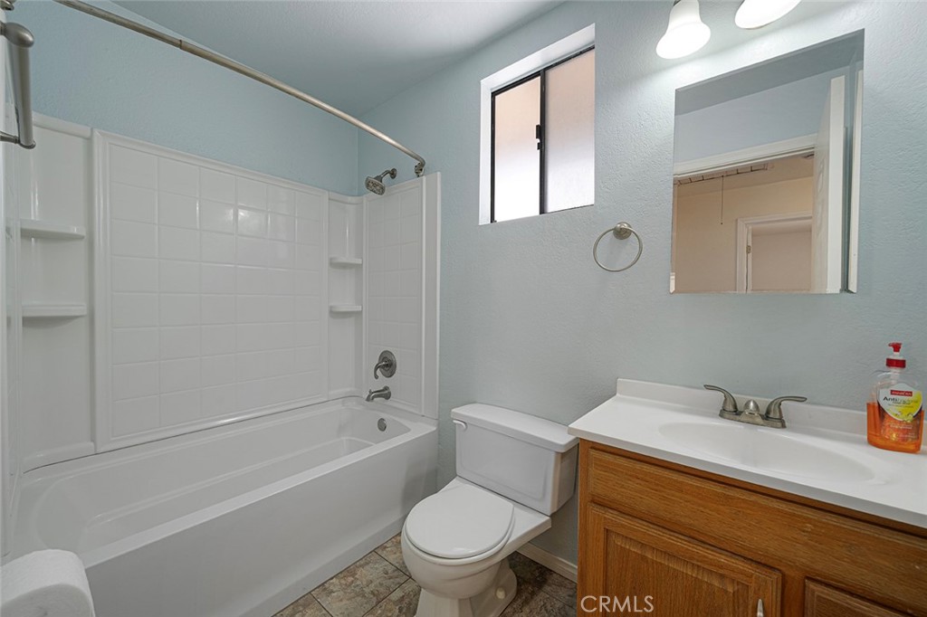 1991 Central Avenue 2