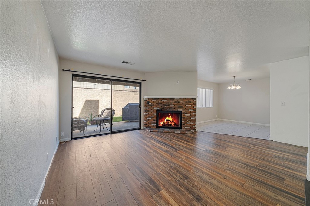 1991 Central Avenue 2