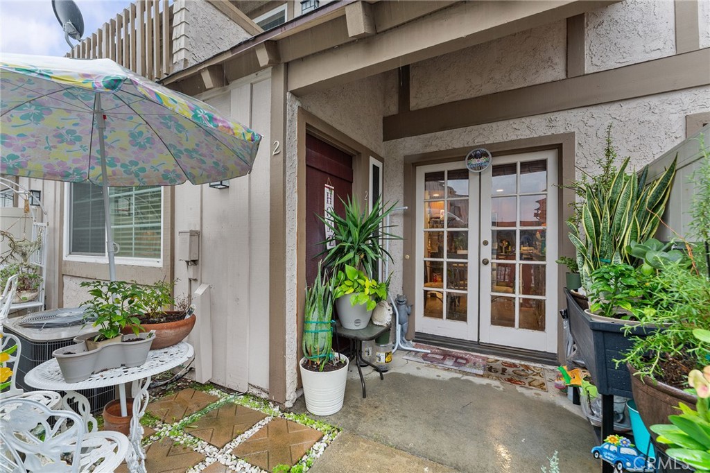 1234 N Citrus Avenue 2