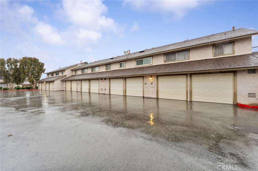 1234 N Citrus Avenue 2